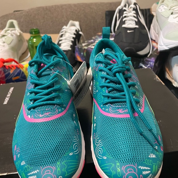 Nike Air Max Thea Print /Rio Teal-Pink Blast Women Shoe size 7 brand New No Box - Picture 2 of 8